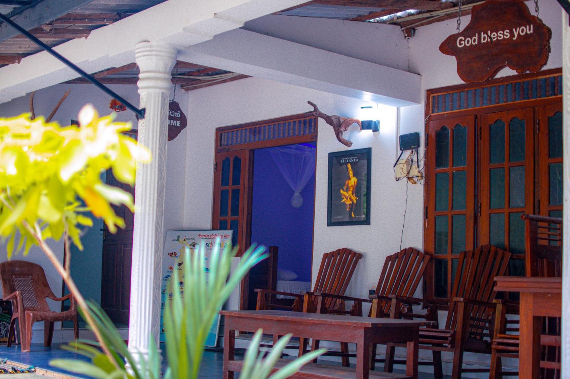 Tourist Holiday Inn Dambulla Zewnętrze zdjęcie